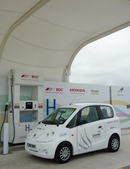 Microcab refuelling at new station in Swindon